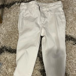 American eagle White skinny jeans